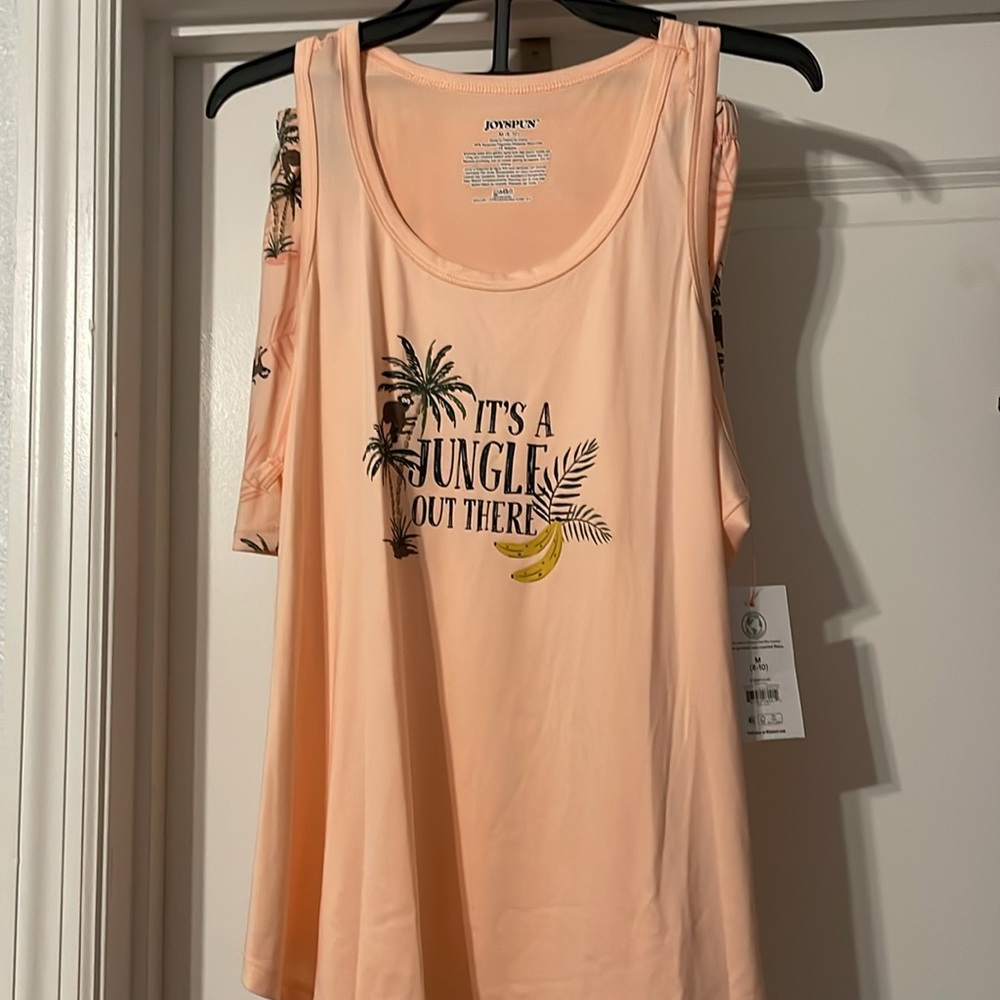 Pajamas - Picture 2 of 9